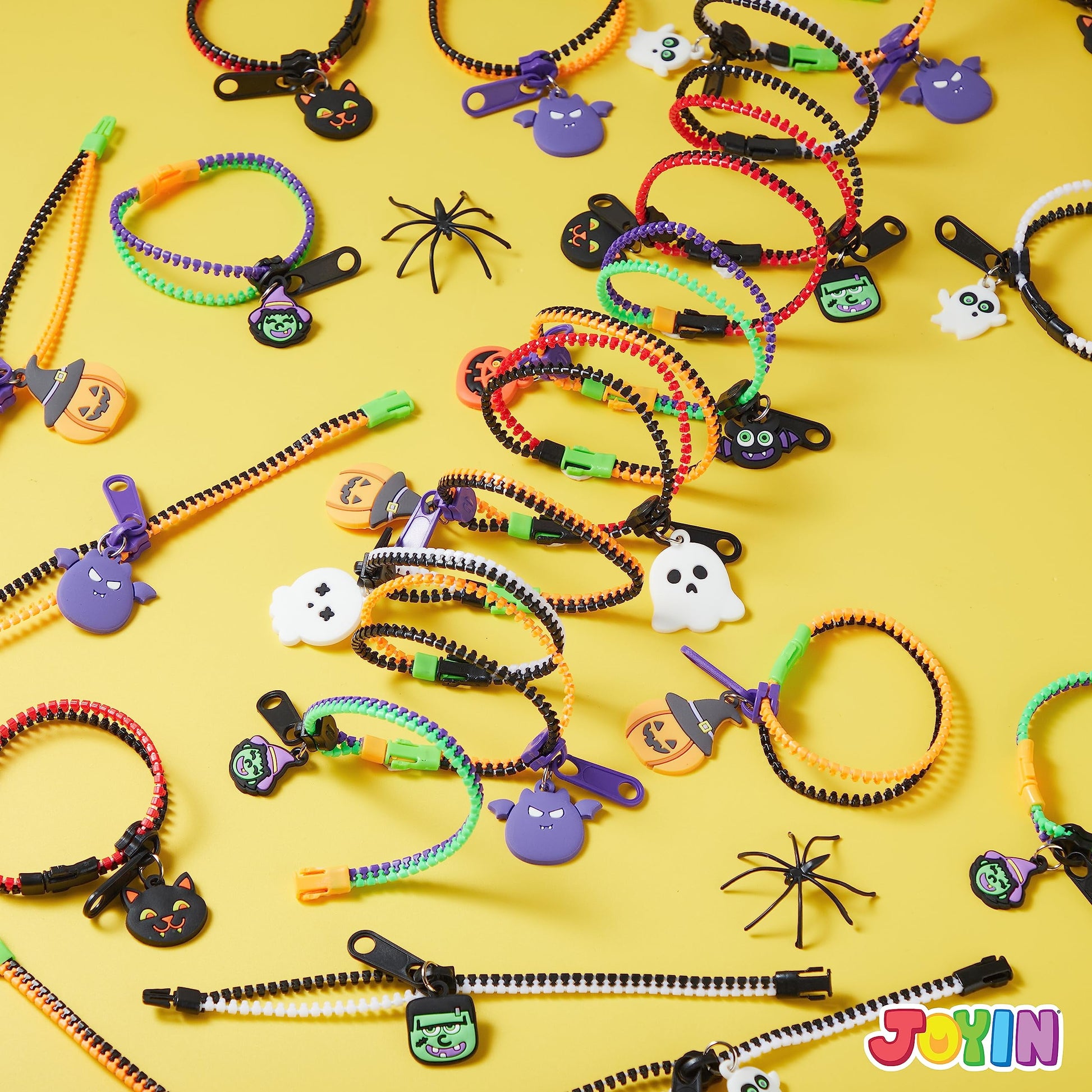 60 Pcs Halloween Zipper Bracelets Toys,Halloween Zipper Wristbands Toys Bulk for Party Favors,Halloween Goody Bag Fillers,Halloween Stretchy Toys for Classroom Prizes