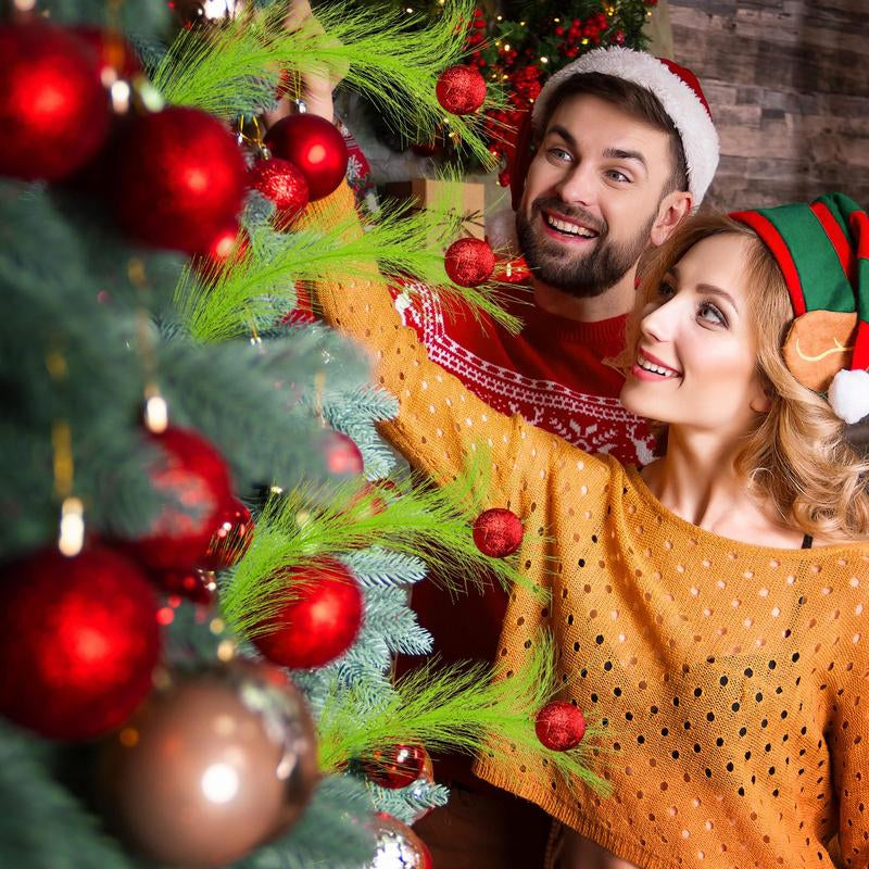 Christmas Tree Topper Set Simulation Plants Xmas Tree Branch Christmas Ornament Green Furry Faux Pampas Grass Bendable Picks Curly Artificial Stems with Berry Red Ball for Christmas Tree Decorations Wreath Vase Filler, Holiday Home Festival Craft Supplies